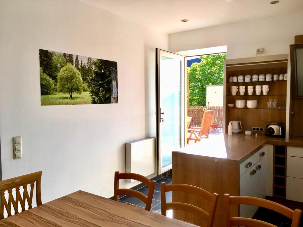 Maisonette Wohnung Suedstadtvilla Айзенах Екстериор снимка